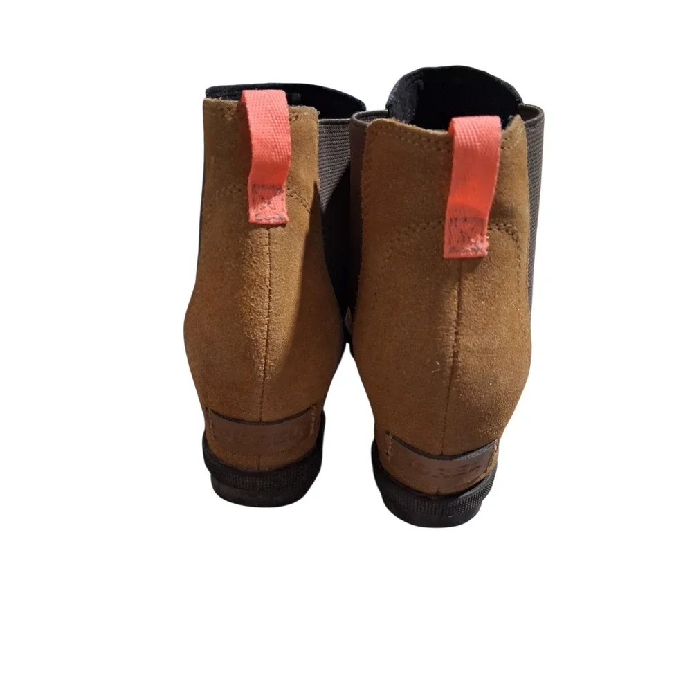 Sorel Big Girls size 4 Joan of Arctic Wedge Leather Chelsea‎ Casual Preppy Boots